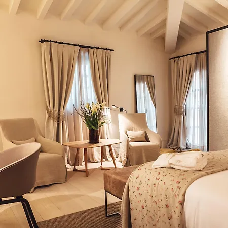 Sant Francesc Singular 5*